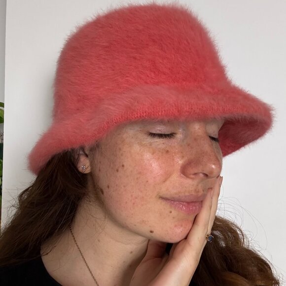 Nordiska Konpaniet Fuzzy Pink‎ Hat - Picture 8 of 8